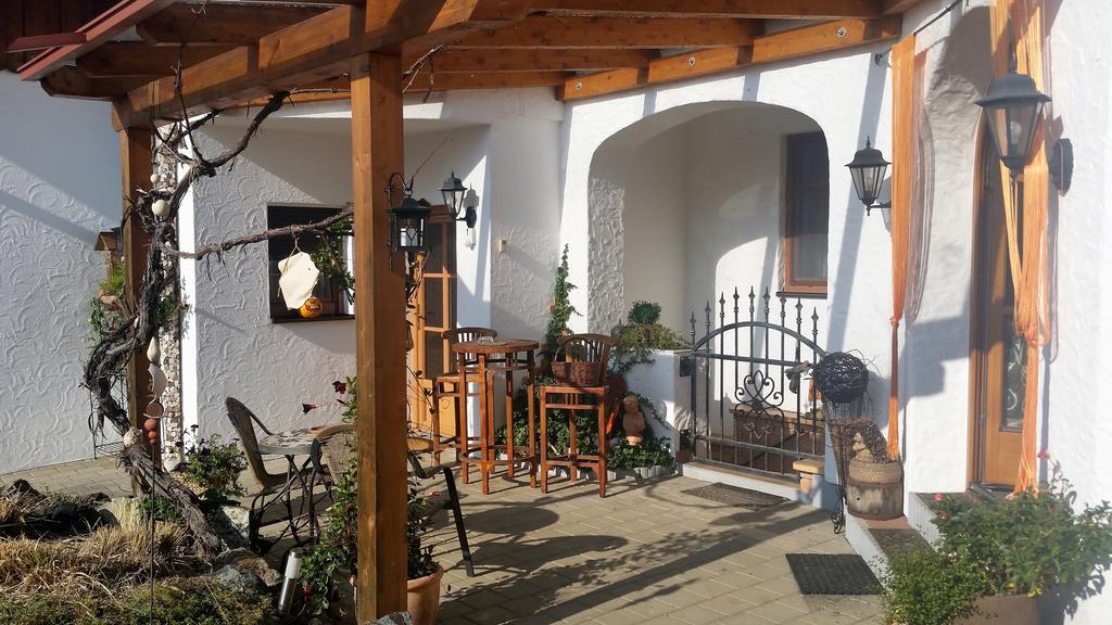 Hotel Garni Huegellandhof Neuhaus am Klausenbach Εξωτερικό φωτογραφία