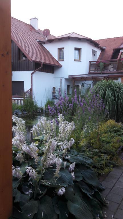 Hotel Garni Huegellandhof Neuhaus am Klausenbach Εξωτερικό φωτογραφία